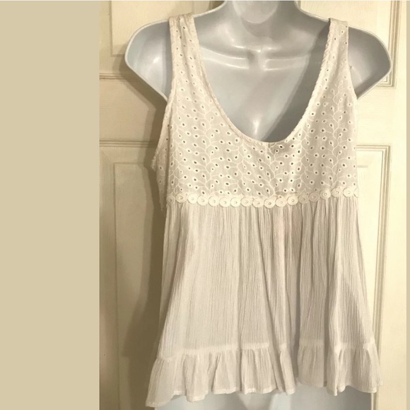 🆕 PAPER CRANE White Eyelet Tank Top Tassel Blouse - Picture 5 of 7